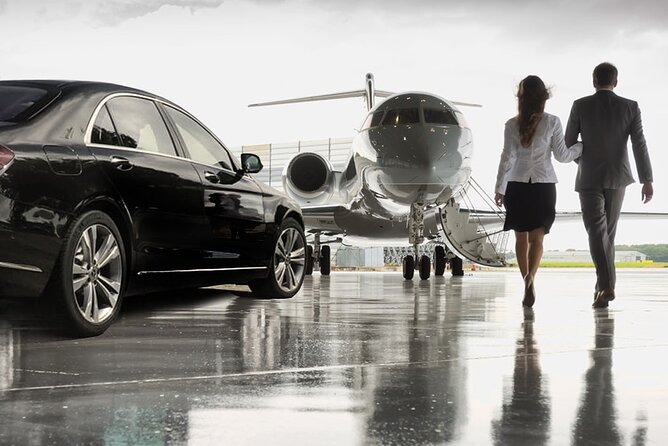 Bucharest Luxury Airport Transfer with Minivan and Business Cars - Efficient and Comfortable Bucharest Airport Transfer in a Luxury Minivan or Business Car