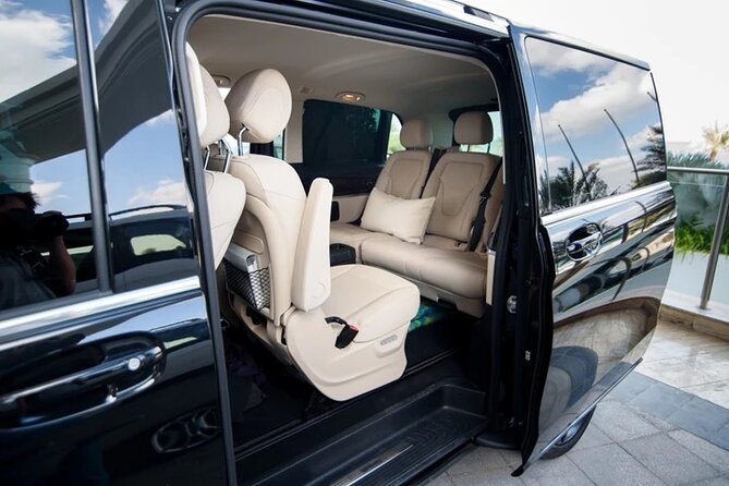 Bucharest Luxury Airport Transfer with Minivan and Business Cars - Vehicles and Comfort Features Included in the Service