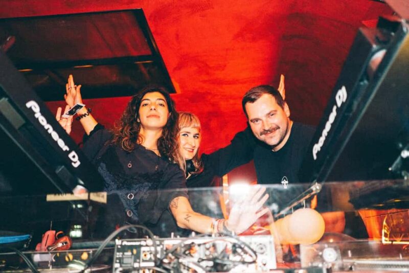 Bucharest: Nightlife Tour with VIP Club Entry - Experience the Best of Bucharests Nightlife with VIP Access