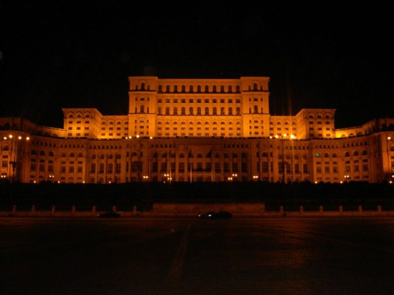 Bucharest: Palace of Parliament Tickets and Guided Tour - Guides and Their Expertise