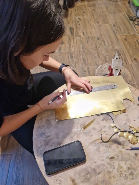 Bucharest: Real Roma Community - Crafting Workshop - Key Points