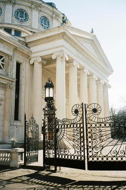 Bucharest: Revolution Square to Old Town Walking Tour - Why Choose This Bucharest Walking Tour?