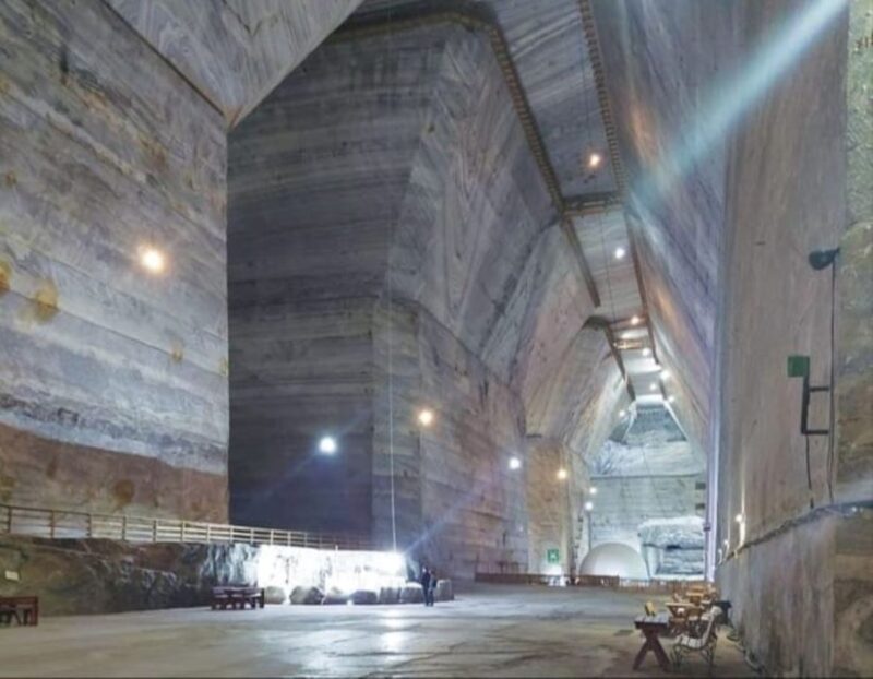 Bucharest: Slanic Salt Mine & Carpathian Mountains Day Tour - Practical Details: Guide, Timing, and Group Size