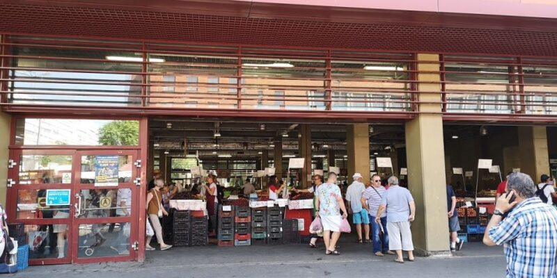 Bucharest: Street Food Tour with a Local Guide - The Guide: Knowledgeable, Passionate, and Friendly