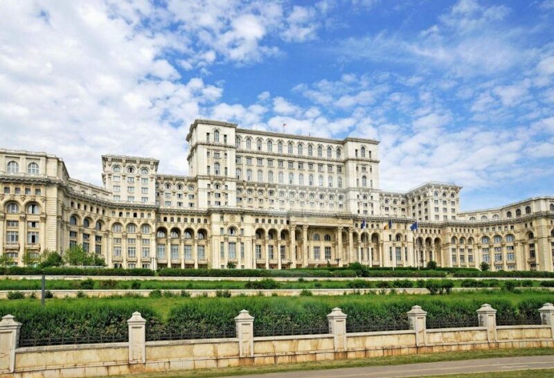 Bucharest  Tradition vs Communism - The Guided Tour Experience and Personalization Options