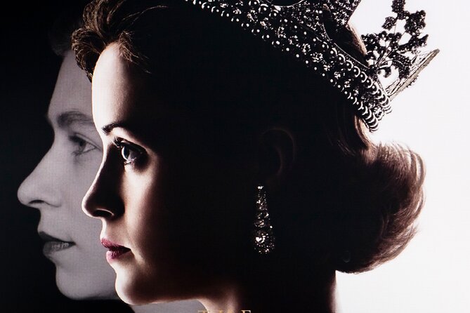 Buckingham Palace, Changing of the Guard & Thames Boat Ride - St. Jamess Park and Royal City Views