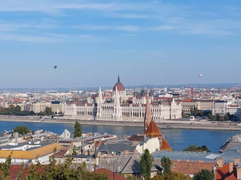 Buda Castle and Buda Side Private Tour by Car - Door to Door - Why Choose This Private Car Tour Over Walking Tours