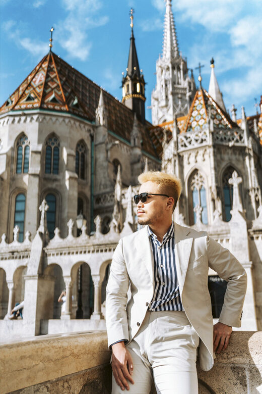 Buda Castle: Private photoshoot with a local guide - Visiting Fisherman’s Bastion for Iconic Photos
