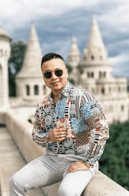 Buda Castle: Private photoshoot with a local guide - Flexibility and Timing for Different Schedules