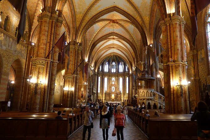 Buda Castle Walking Tour with Matthias church entry, Cake&Coffee - From Clark Ádám tér to the Castle District