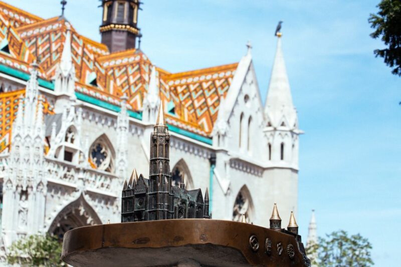 Budapest: 2-Hour Private Kick-Start Tour with a Local - Key Points