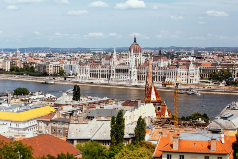 Budapest: 2-Hour Private Kick-Start Tour with a Local - What to Expect from the Tours Highlights