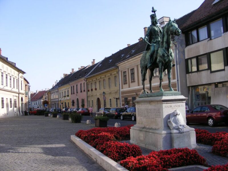 Budapest 3-Hour Private Walking Tour with Route Options - Multiple Route Options for Different Interests