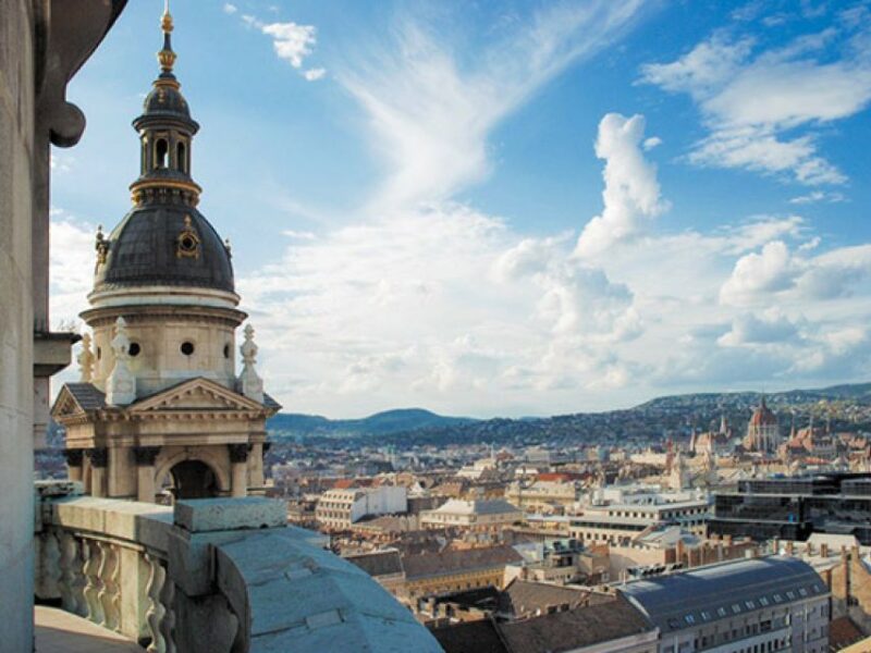 Budapest: 3-Hour Walking Tour of Pest with a Historian - Exploring the Heart of Pest: Main Sights and Stories