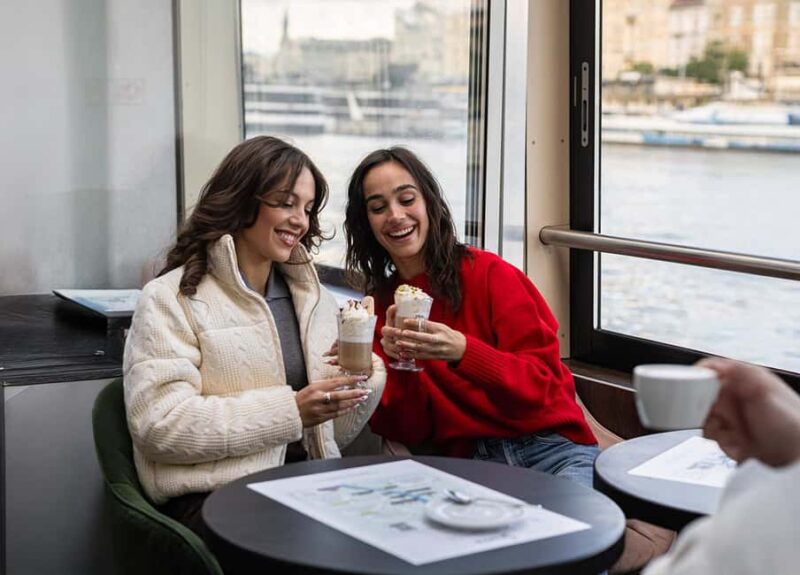 Budapest: 60-Minute Panoramic Cruise with Drink included - Budapest: 60-Minute Panoramic Cruise with Drink included