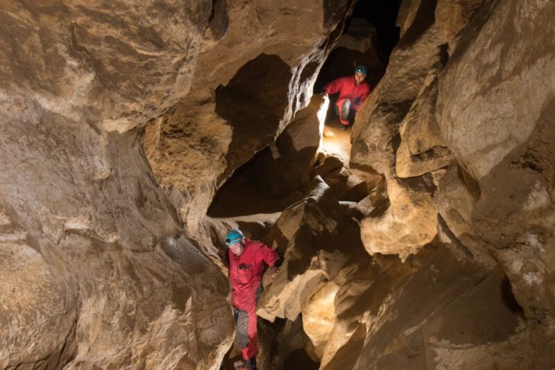 Budapest: Adventure Caving Tour with Guide - Budapest’s Longest Cave System Awaits: An Adventure Caving Tour with Professional Guides
