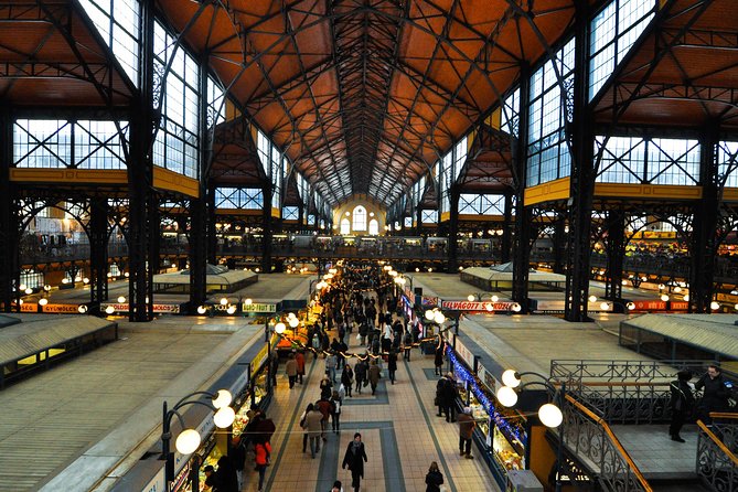 Budapest All In - Full Day Tour with Lunch & Metro Pass - Discovering Liberty Square and Political Landmarks