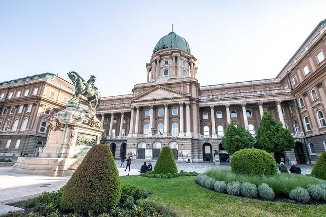 Budapest all in one: private 6 hours city tour& cruise, private airport transfer - Relaxing in Budapest’s Thermal Baths and Andrassy Avenue Drive