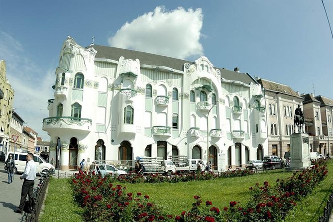 Budapest Art Nouveau Walking Tour - Who Will Enjoy This Tour Most