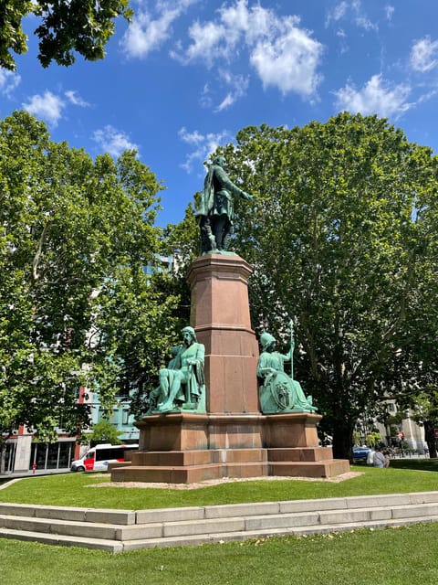 Budapest: Assist the Authorities Outdoor Escape Room Game - What Sets This Tour Apart from Other Budapest Activities