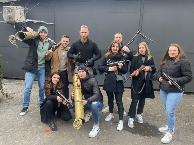 Budapest: Basic gun-shooting package - Budapests Basic Gun-Shooting Experience in Central Hungary