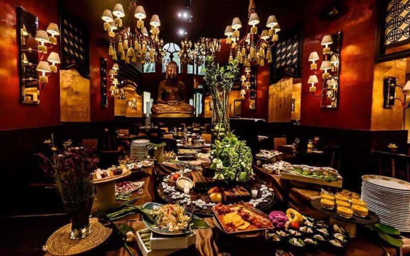 Budapest: Beer Garden, Food Crawl & Hidden Bars - The Overall Experience and Who It Suits