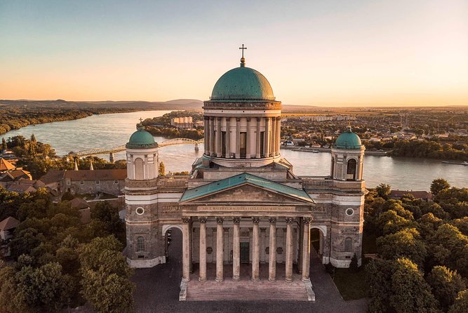 Budapest-Bratislava One-Way Sightseeing Transfer - Discovering Gyor’s Baroque Old Town and Religious Heritage