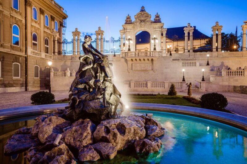Budapest: Buda Castle Walk with Saint Stephen's Hall - Who Will Appreciate This Tour?