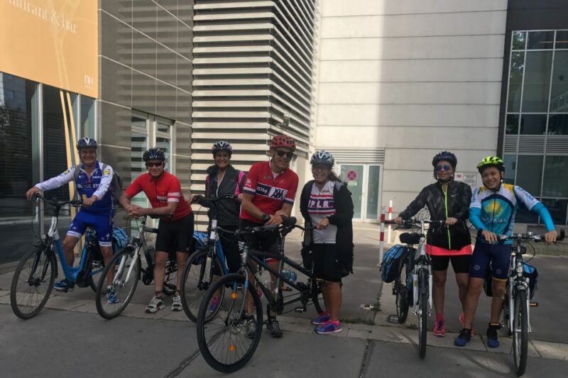 Budapest: Buda Hills 1/2-Day Private e-bike Adventure Tour - Responsible and Flexible Booking Options