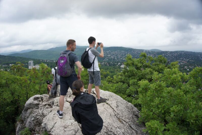 Budapest: Buda Hills Guided Hiking Tour with Optional Lunch - Small Group Size and Personal Experience