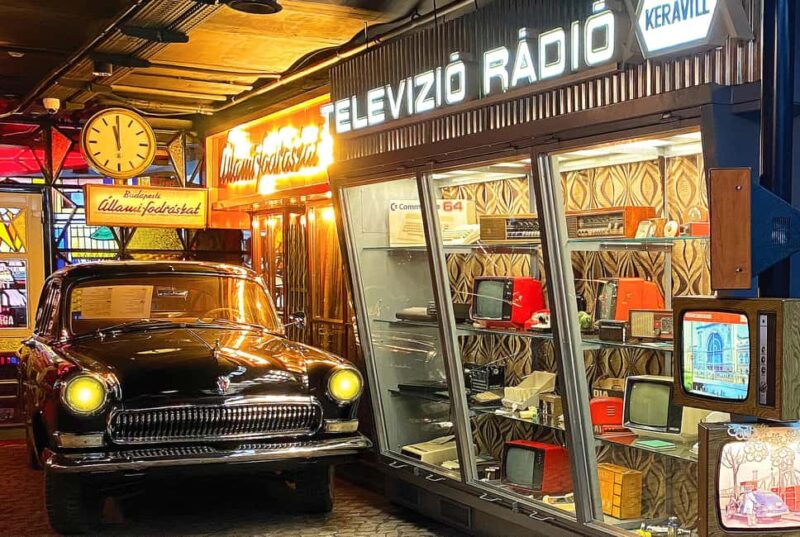 Budapest: Budapest Retro Interactive Museum Ticket - Explore the 1980 Space Mission and Cultural Artifacts