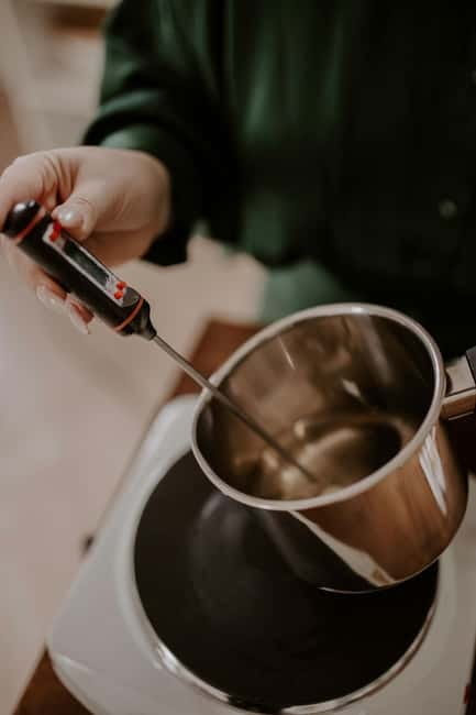 Budapest: Candle Making Masterclass with 5 Candles to Make - Wick Selection and Container Choices for Optimal Burn