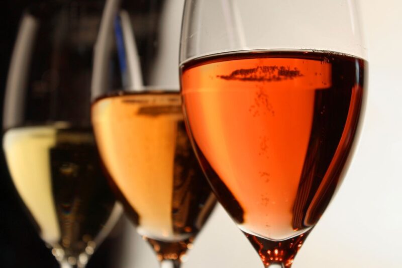 Budapest: Champagne Tasting at Étoile Champagne Bar & Snacks - Key Points