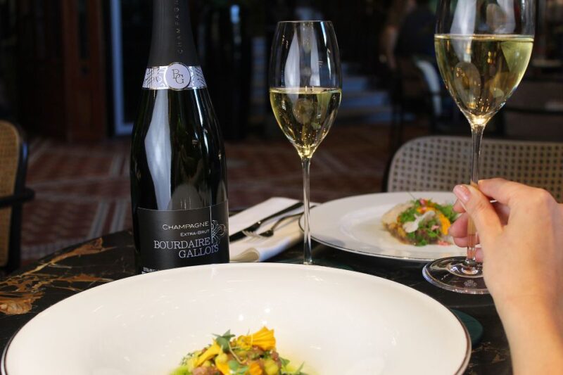 Budapest: Champagne Tasting at Étoile Champagne Bar & Snacks - Learning About Champagne: Expert Guidance