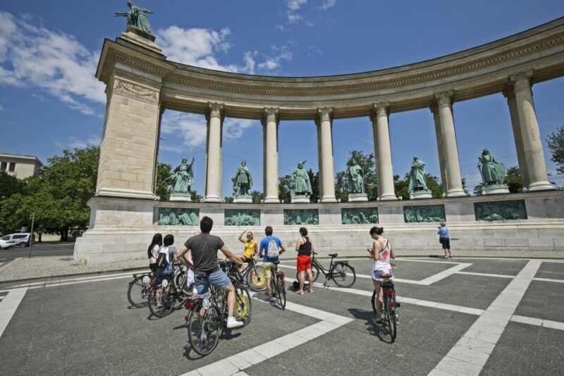Budapest: City Bike Tour with Coffee Stop - Starting Point at Galamb utca, Budapest