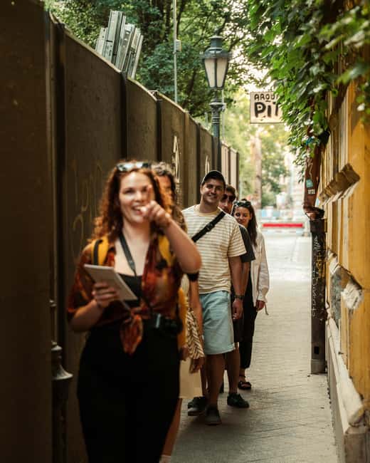 Budapest: City Scavenger Hunt with Photos - The Route: From Ferenciek Tere to Városháza Park