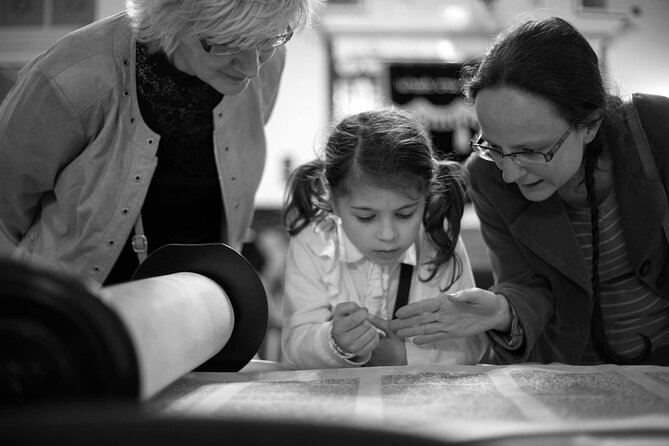 Budapest City Walk in Jewish Quarter - Visiting the Synagogue Triangle: Dohány, Rumbach, and Kazinczy