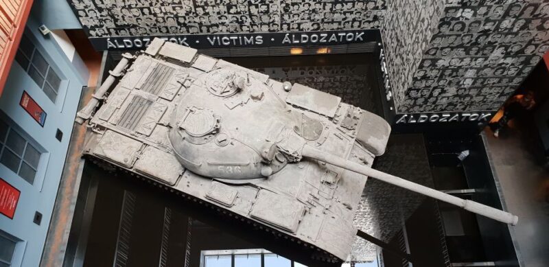 Budapest: Communist History Tour with House of Terror Option - Highly Praised Guides and Personal Experiences