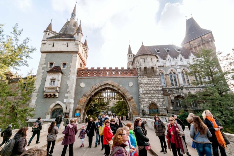 Budapest Day Trip from Vienna - What Sets This Tour Apart: Comfort, Sightseeing, and Accessibility