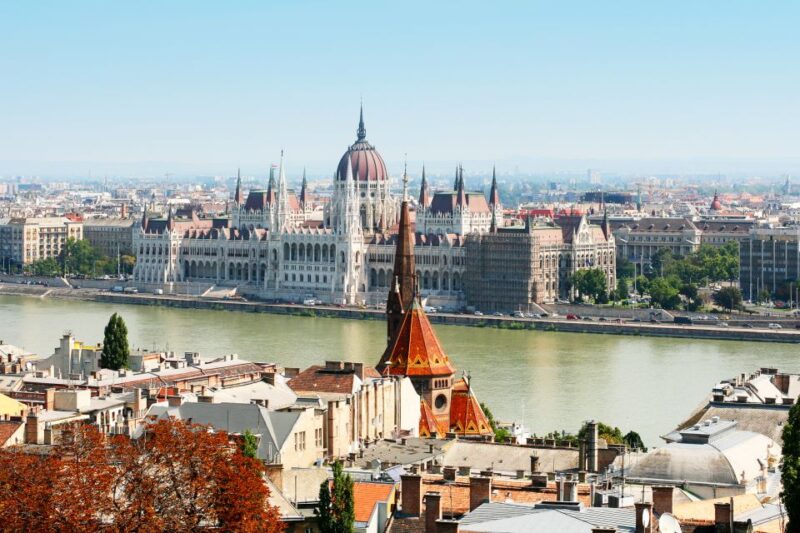 Budapest: Daytime Sightseeing Boat Cruise - Easy Access from Budapest City Center