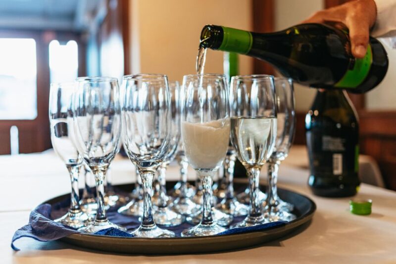 Budapest: Evening Cruise including Drink Options - Budapest Evening Cruise with Drinks: An Elegant Night on the Danube