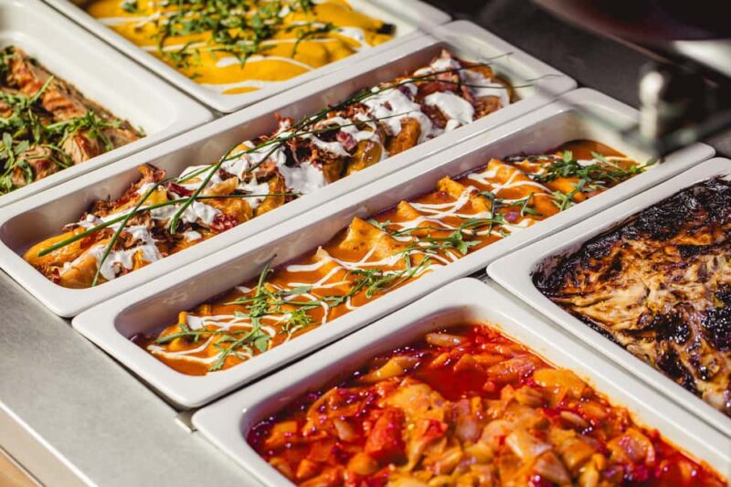 Budapest: Folklore Revue Show with Unlimited Dinner & Drinks - Considerations and Practical Tips