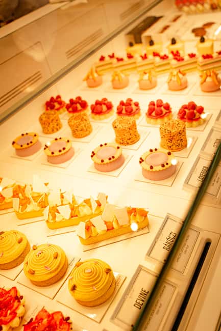 Budapest Grand Café: History, Photo & Taste tour - A Guided Photographer’s Perspective