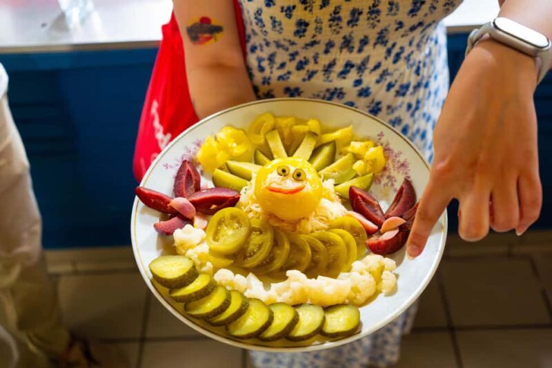 Budapest: Grand Market Tasting Tour with Local Guide - Key Points