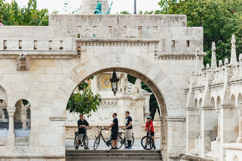 Budapest: Grand Sightseeing Bike Tour - Riding Along the Danube and Passing Major Bridges