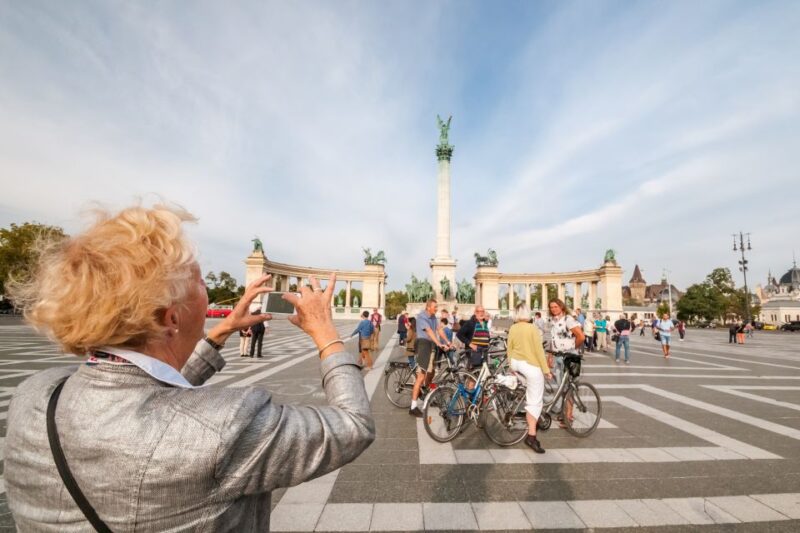 Budapest: Guided City Discovery Bike Tour - Exploring Budapest by Bike with Budabike