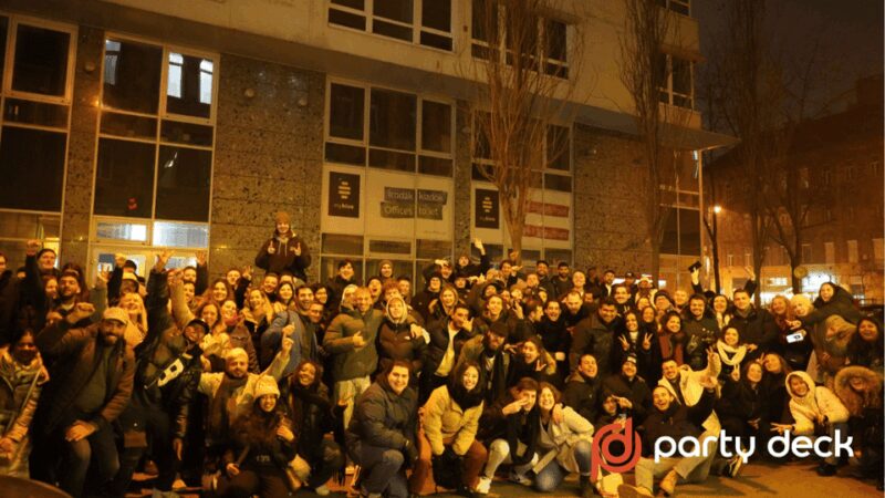 Budapest: Guided Pub Tour to Ruin Bars with Games & 6 Shots - VIP Entry and No Lines at Instant-Fogas