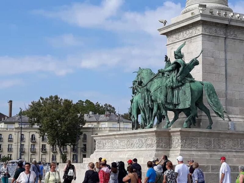 Budapest: Heroes' Square-City Park Tour & Music Performance - Key Points