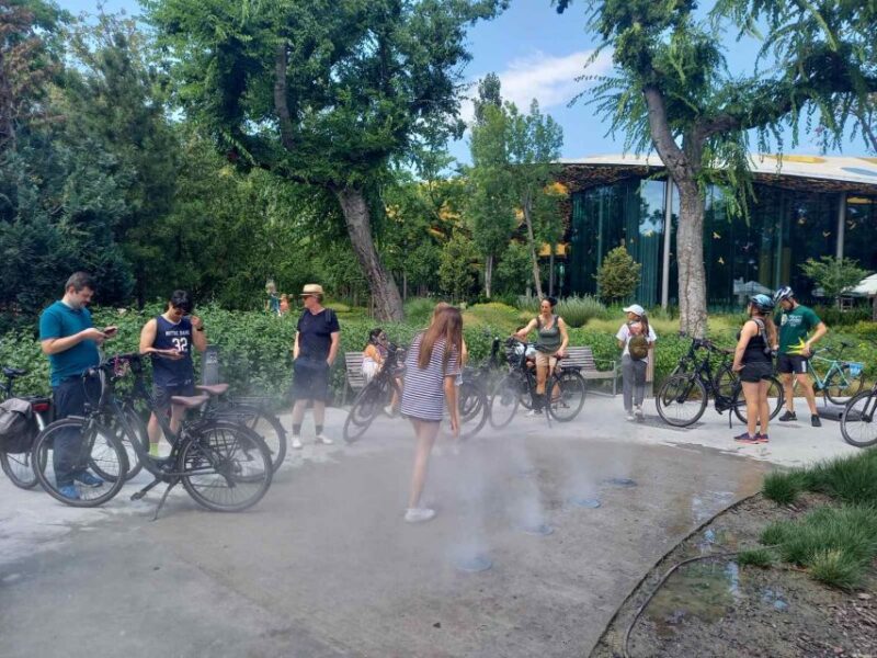 Budapest Highlights Bike Tour with a local guide - Budapest Highlights Bike Tour with a Local Guide