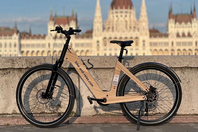 Budapest: Historic Downtown ride on E-Bicycles Buda & Pest - Discover Budapest’s Iconic Landmarks on an E-Bicycle Tour for $58